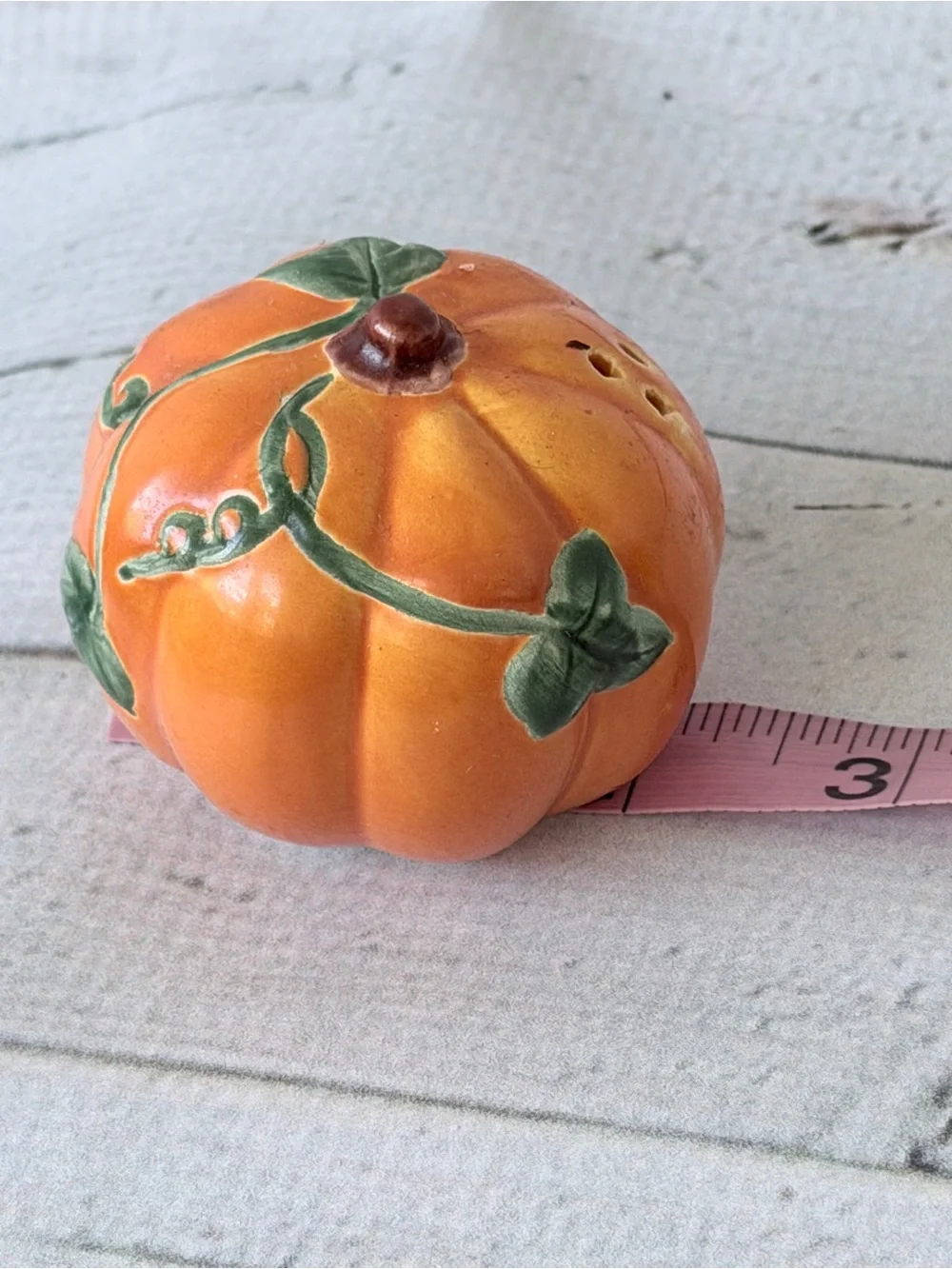 Orange Pumpkin Ceramic Salt and Pepper Shakers - Decorative Fall Kitchen Set